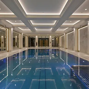 Saski Curio Collection By Hilton Hotel