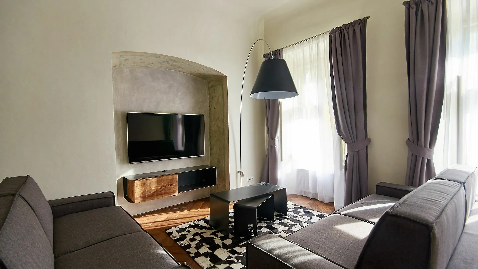 Mooo By The Castle Aparthotel Prague